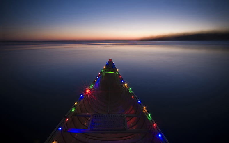 Dream Nona lake canoe decorated with Christmas lights, HD wallpaper