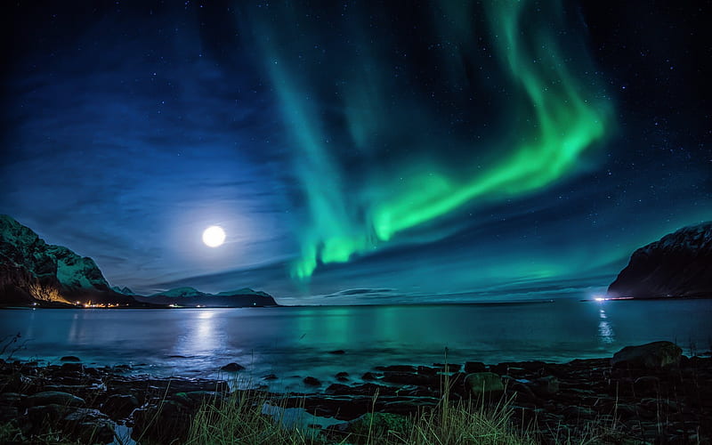 Aurora Borealis over the Ocean, Auroras, Sea, Sky, Clouds, Moon, Oceans, Northern Lights, Nature, HD wallpaper