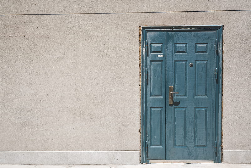 closed door and white painted wall, HD wallpaper