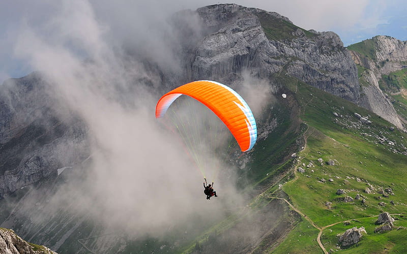 Paragliding in India, clouds, India, mountains, paragliders, HD wallpaper