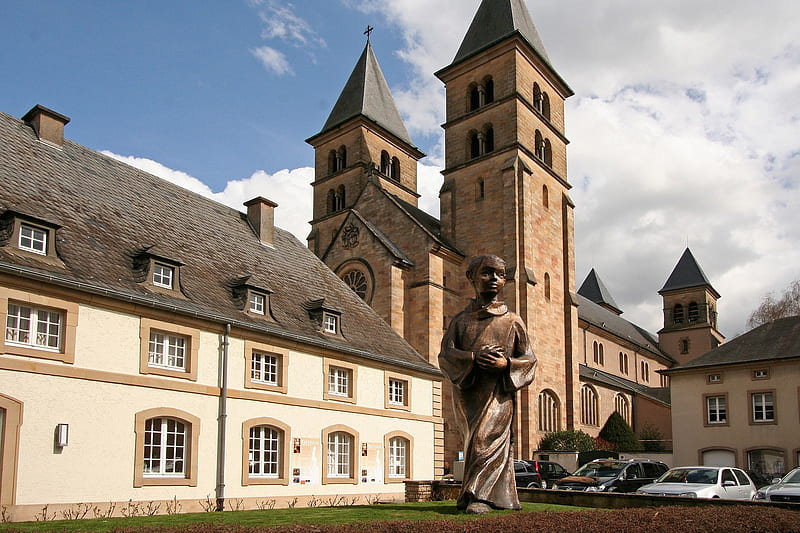 Monastery in Echternach, Luxembourg, abbey, church, sculpture, monastery, Luxembourg, HD wallpaper