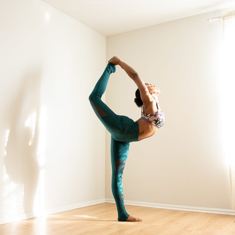 woman doing yoga, HD phone wallpaper