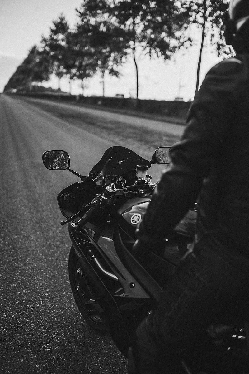 motorcycle, bike, rear view, bw, motorcyclist, HD phone wallpaper