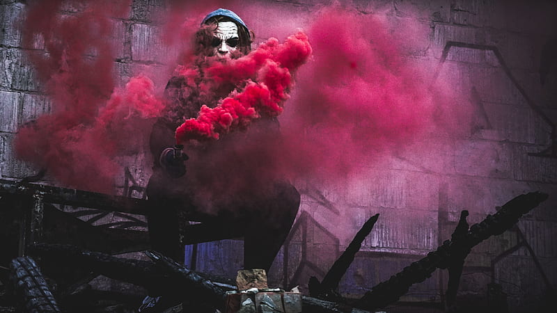 Red Smoke By Joker, joker, superheroes, supervillain, smoke, mask, HD wallpaper