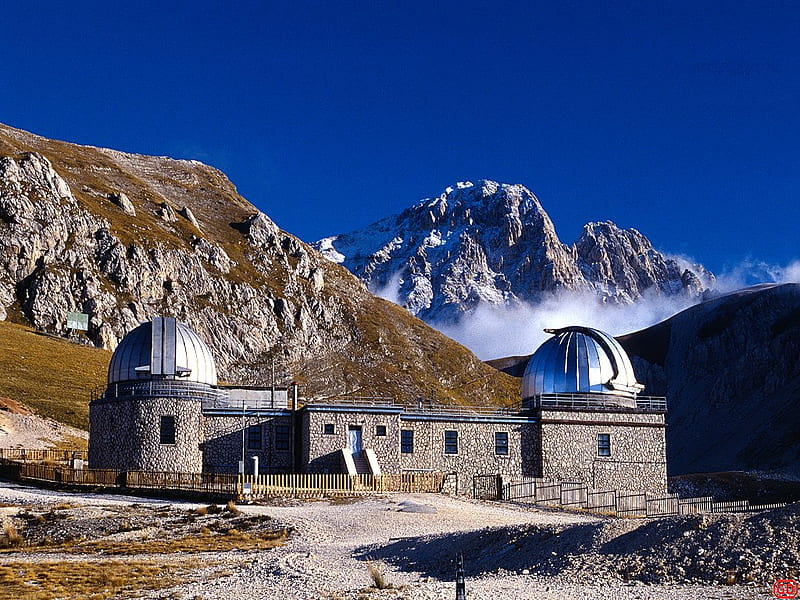 Observatory-of-Campo-Imperatore-Gran-Sasso, mountain, bonito, observatory, wind, HD wallpaper