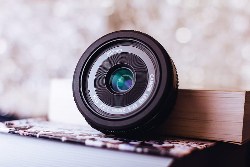 Black Canon Zoom Lens Leaning on Book, HD wallpaper