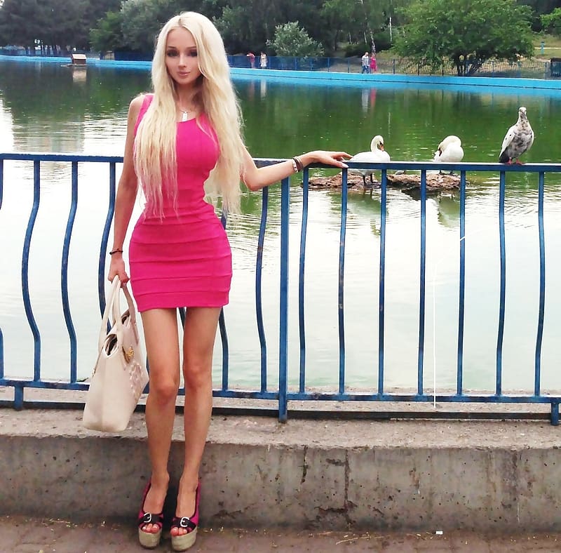 Valeria Lukyannova, blonde, recreational area, trees, hot pink mini dress, jewelry, blue painted railing, pathways, buckle heels, bag, ducks, HD wallpaper