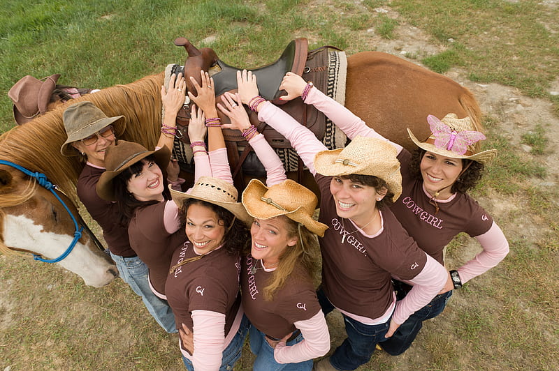 Cowgirl Tag Team . ., boots, saddle, outdoors, women, brunettes, girls, blondes, hats, female, models, ranch, fun, horse, cowgirls, fashion, western, style, HD wallpaper