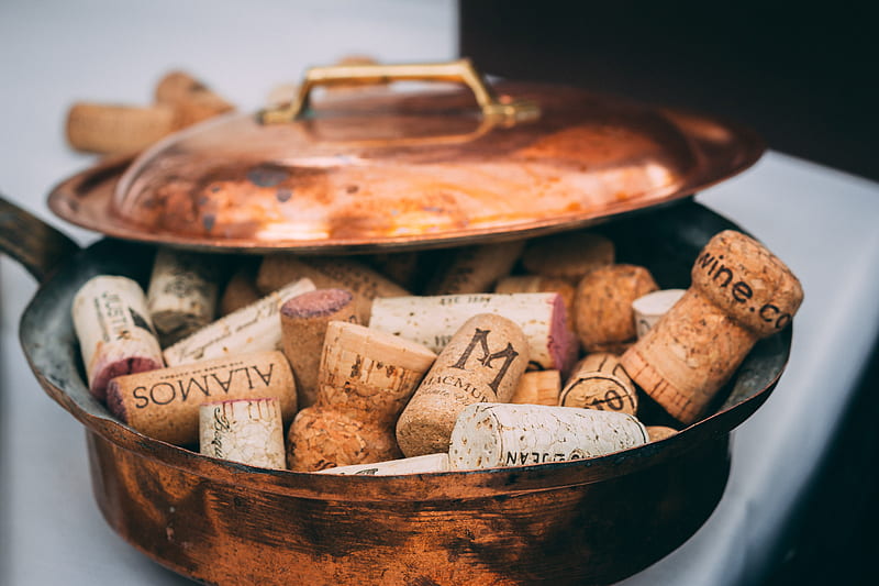 container of brown corks, HD wallpaper