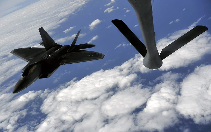F-22 Raptor prepares -to refuel-military aircraft, HD wallpaper