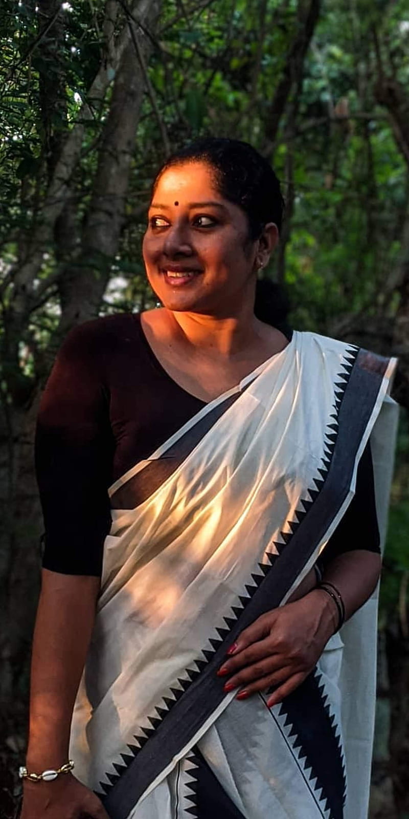 Anumol Actress Kerala