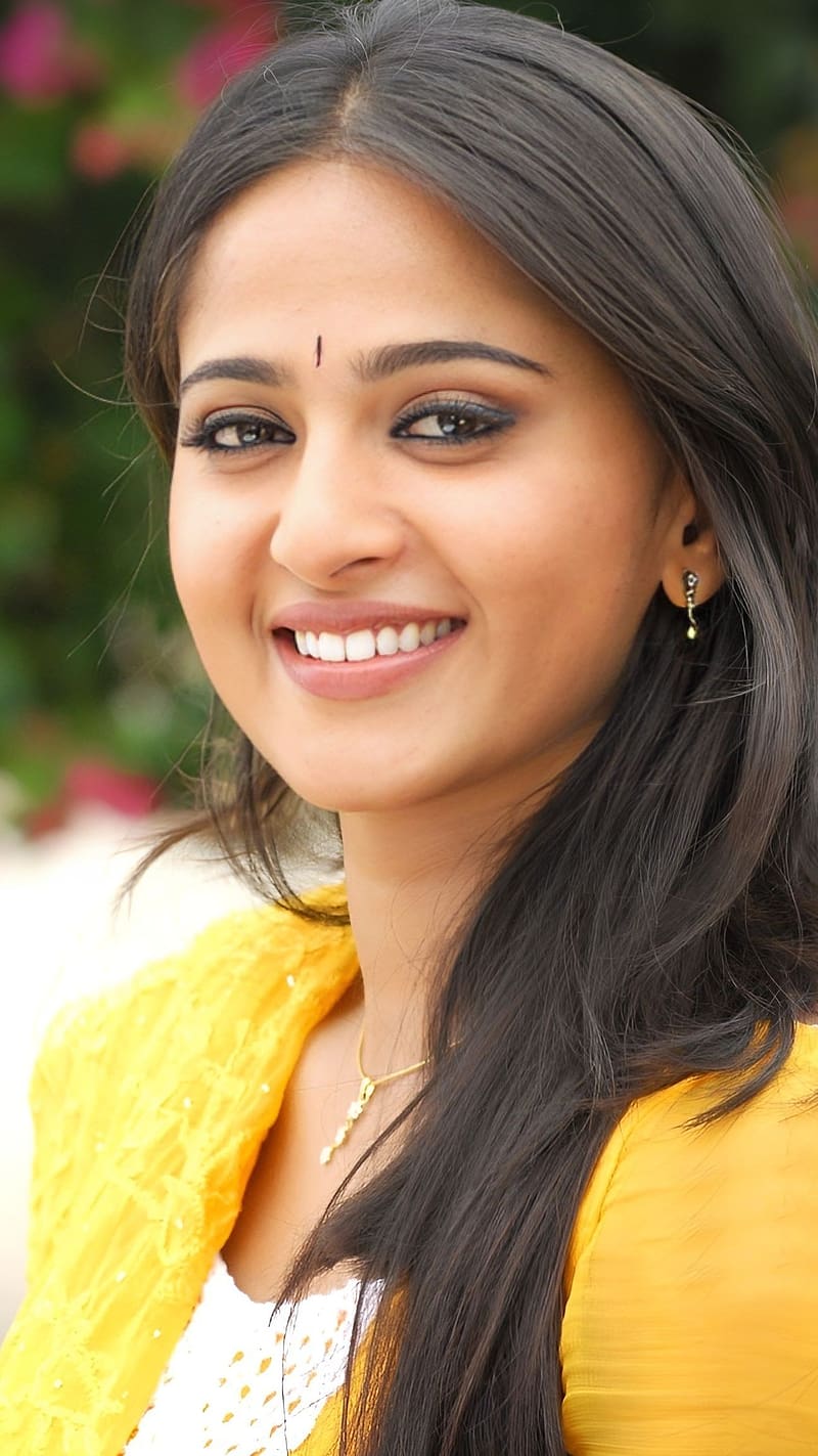 Anushka Shetty, telugu actress, HD phone wallpaper | Peakpx