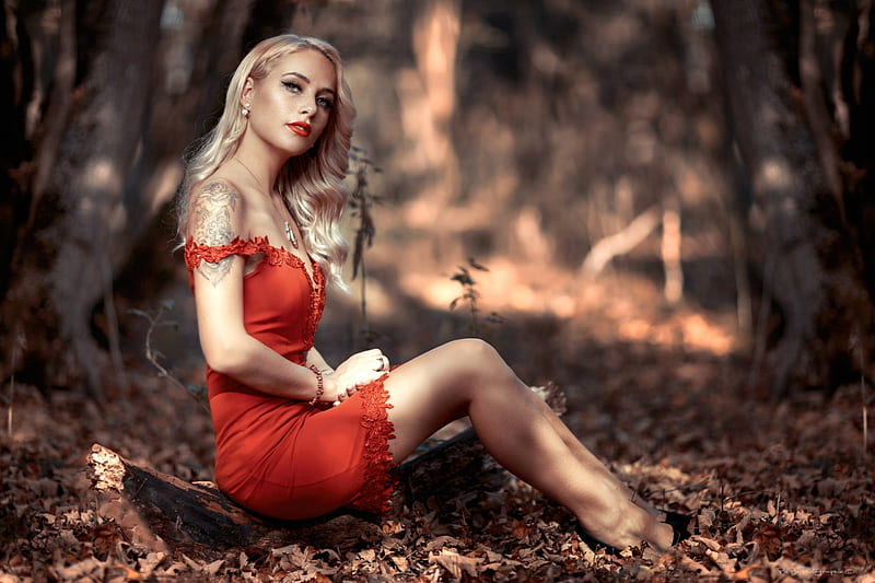 Pretty Woman Posing Outdoors, red, dress, model, blonde, outdoors, HD wallpaper