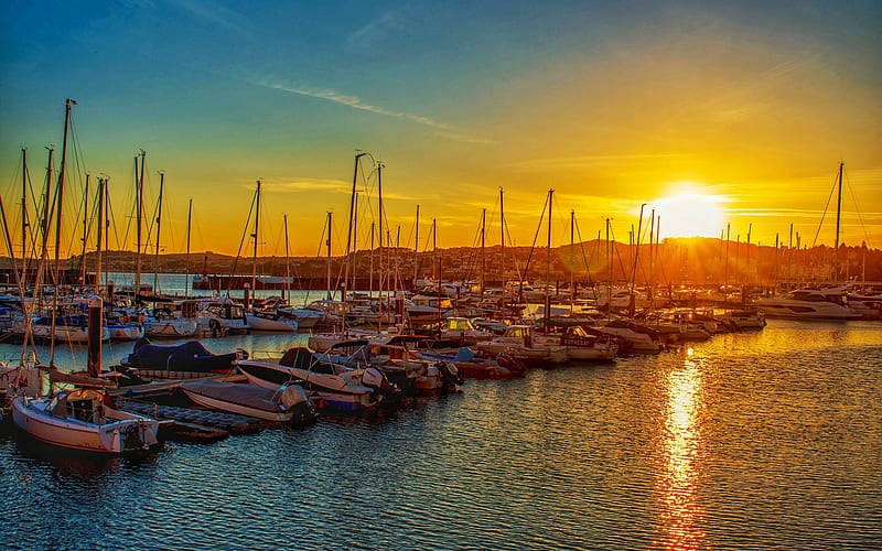 yachts, sunset, evening, boat parking, bay, sailboats, seascape, HD wallpaper