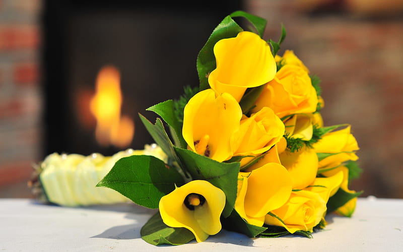 Yellow Bouquet, with love, pretty, wonderful, rose, sunny, yellow, bonito, still life, fireplace, graphy, green, calla, flowers, beauty, yellow rose, callas, yellow callas, for you, yellow calla, cala lilly, lovely, romantic, romance, roses, wedding, fire, yellow roses, bouquet, nature, wedding bouquet, HD wallpaper