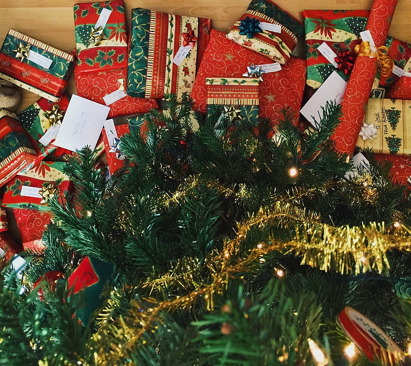 Christmas, tree, beauty, celebridad, mask, prodigy, santa, santa claus, tree, trip, HD wallpaper
