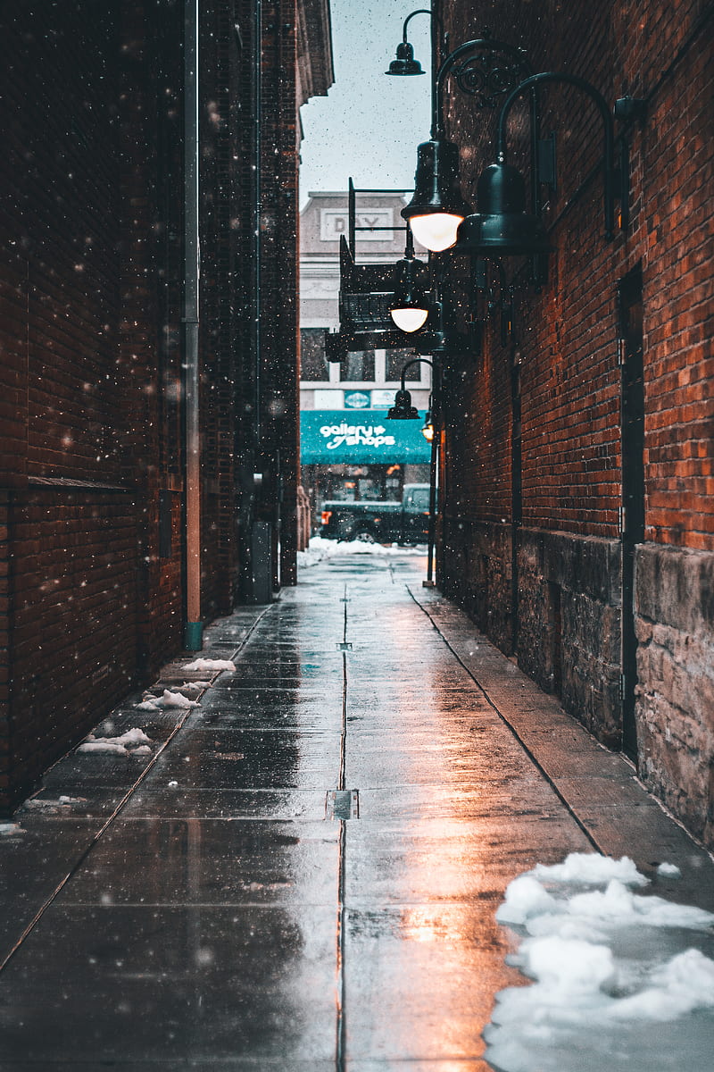 Empty street in between brick walls, HD phone wallpaper | Peakpx
