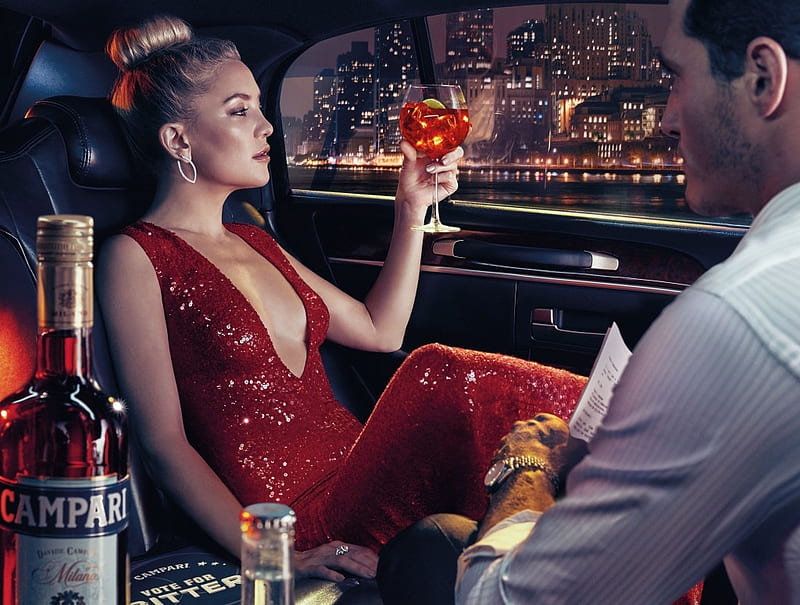 Kate Hudson, red, dress, campari, man, woman, limuzina, add, actress, car, commercial, couple, HD wallpaper