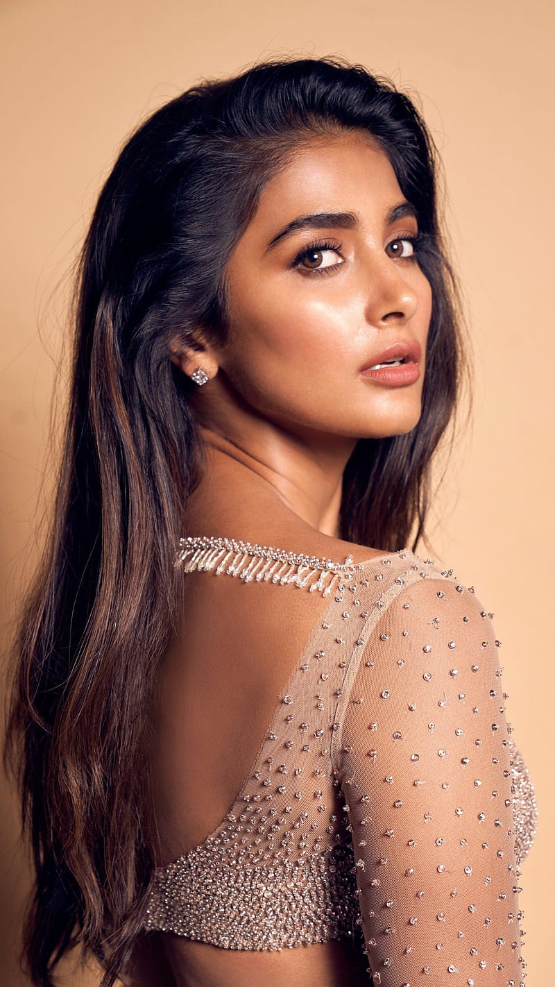 Pooja hegde, multilingual actress, model, HD phone wallpaper | Peakpx