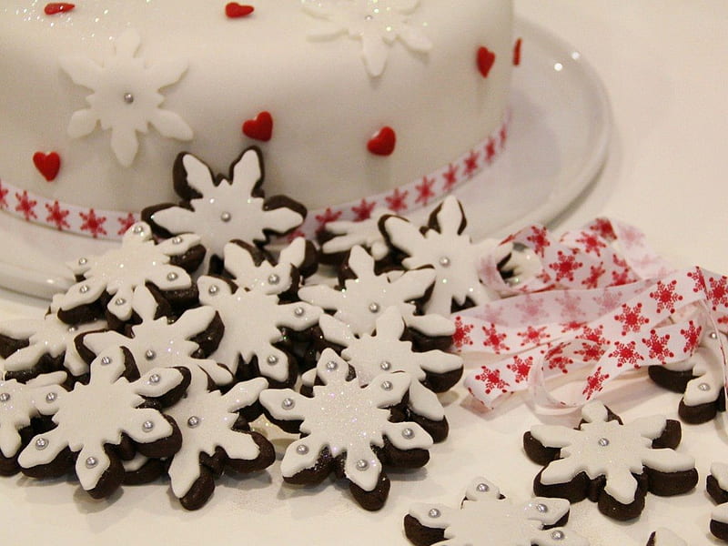 Christmas sweets, cake, red, stars, sweets, christmas, holiday, black, corazones, cookies, snowflakes, white, HD wallpaper