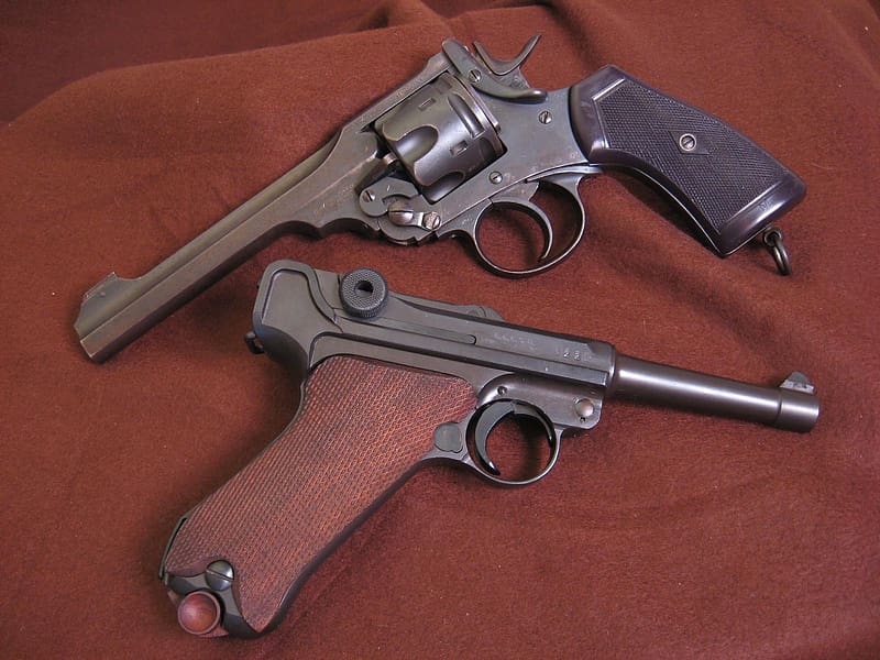 For Those Who Like Their Lugers Long: The Lange Pistole 1908 :: Guns.com