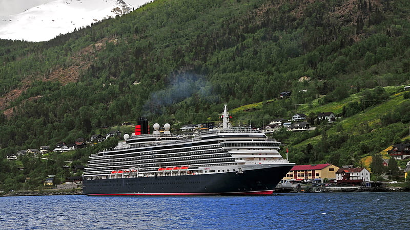 Black Queen Victoria Cruise Ship With Background Of Mountain Cruise Ship, HD wallpaper