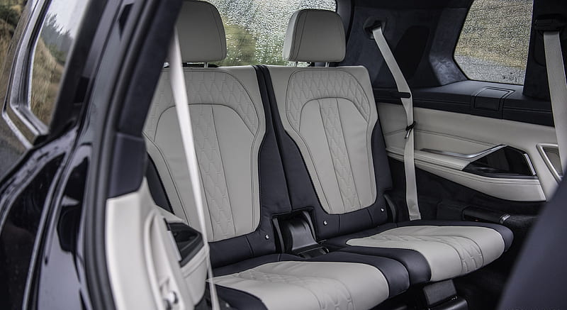 2019 BMW X7 M50d (UK-Spec) - Interior, Third Row Seats , car, HD wallpaper