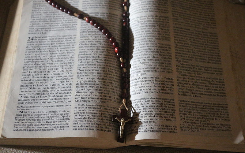 Bible and Rosary, Bible, Scriptures, Christianity, Rosary, HD wallpaper
