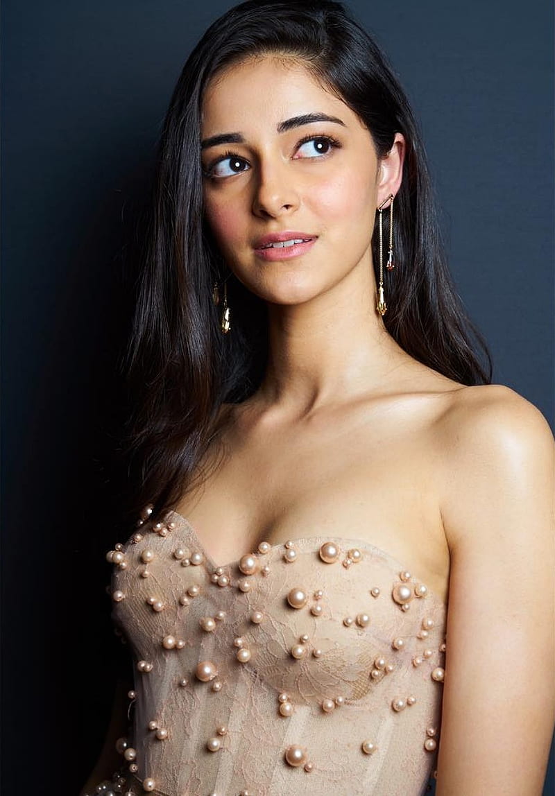 Ananya Pandey, actress, bonito, cleavage, indian beauty, HD phone wallpaper