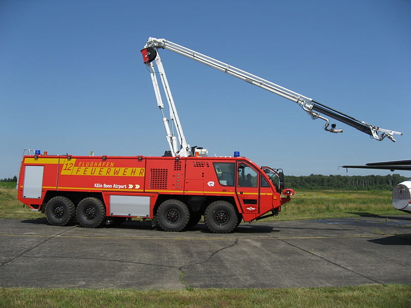 Airport Fire Truck Germany, germany, ccs, airport, cobra, fire truck, cobrainction, HD wallpaper