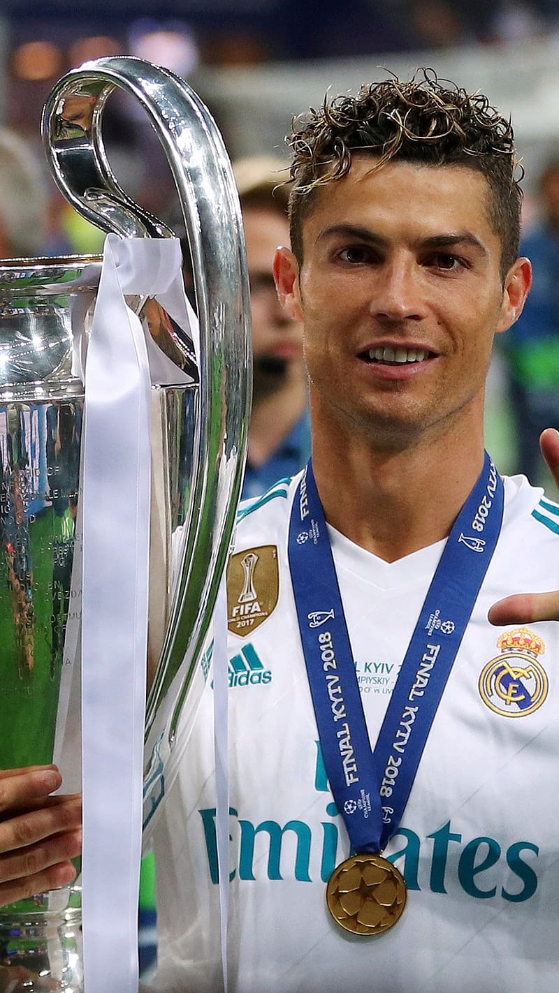 Cr7 Holding His Champions league trophy, cr7, football, trophy, ronaldo, athlete, hard work, HD phone wallpaper