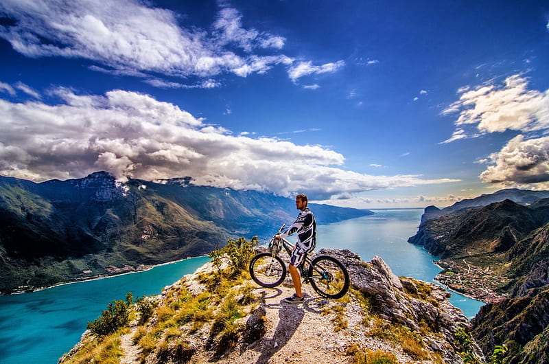 Breathtaking View, mountain, bicycle, man, clouds, sky, landscape, HD wallpaper