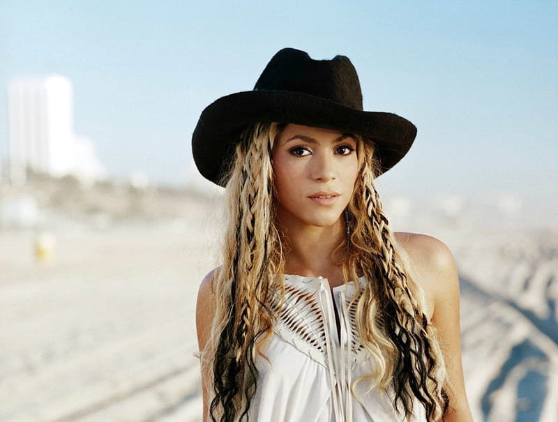 Cowgirl~Shakira, cowgirl, model, buildings, singer, songwriter, dancer, hat, Shakira, beach, sand, record producer, choreographer, HD wallpaper