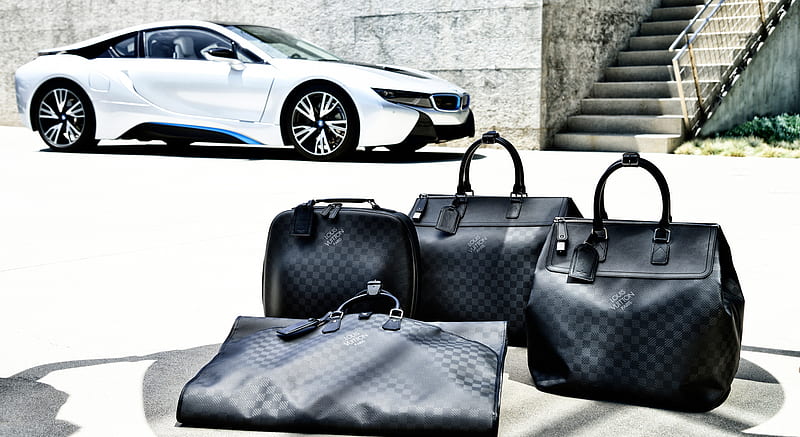 2015 BMW i8 Coupe - Louis Vuitton luggage set , car, HD wallpaper