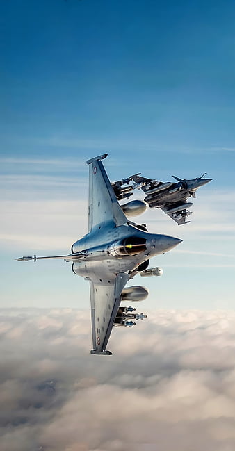 Experience the Thrill of Flying in a Dassault Rafale Fighter Jet