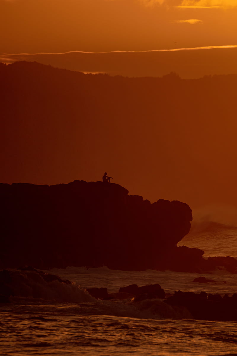 silhouette, alone, rock, sea, dusk, HD phone wallpaper