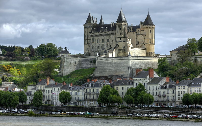 Chateau de Saumur by the Loire River, France, chateau, river, france, houses, HD wallpaper