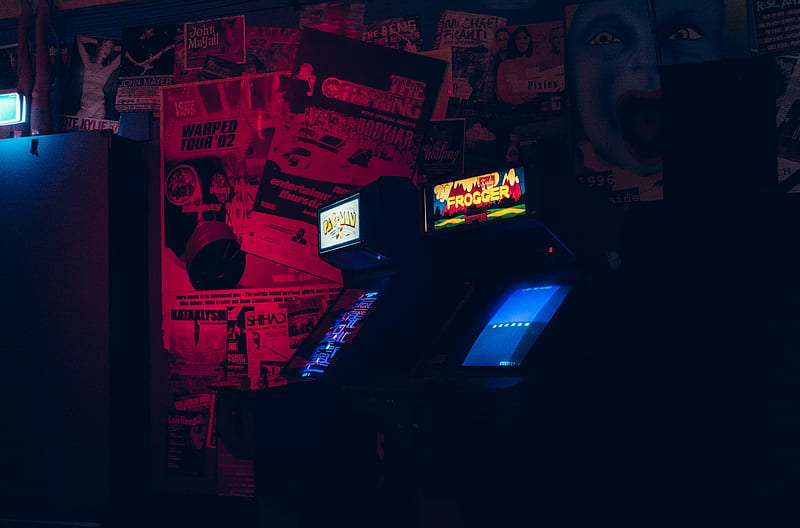 two arcade cabinets, HD wallpaper