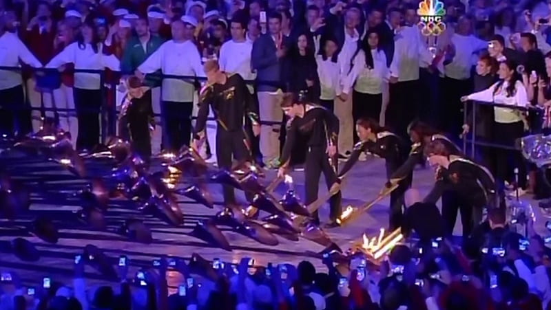 2012 Olympics: Lighting The Cauldron, ceremonies, 2012 olympics, lighting the torch, london, olympic cauldron, HD wallpaper