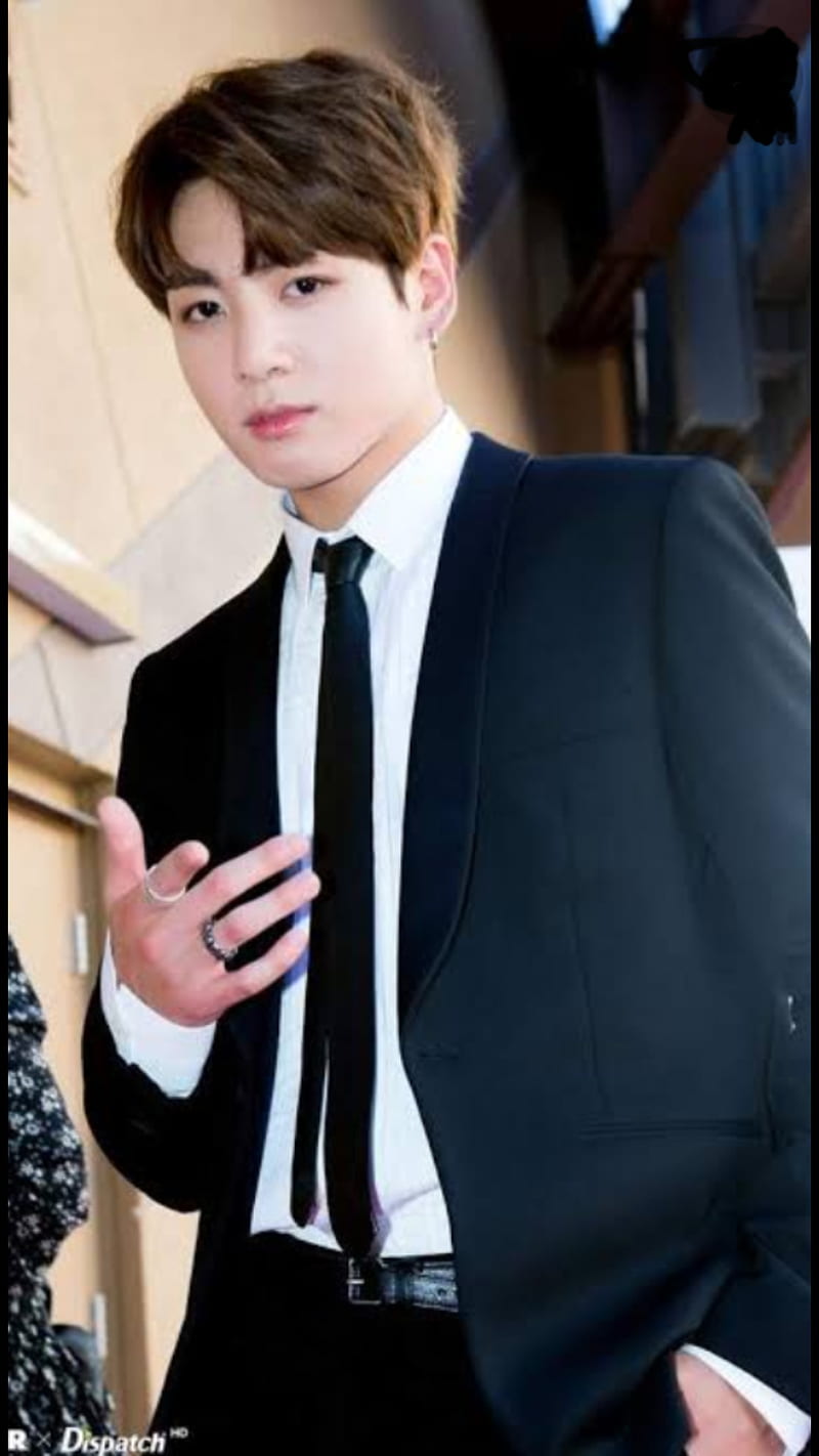 Black suit 😍 #Jungkook  Jeon jungkook, Foto jungkook, Bts jungkook