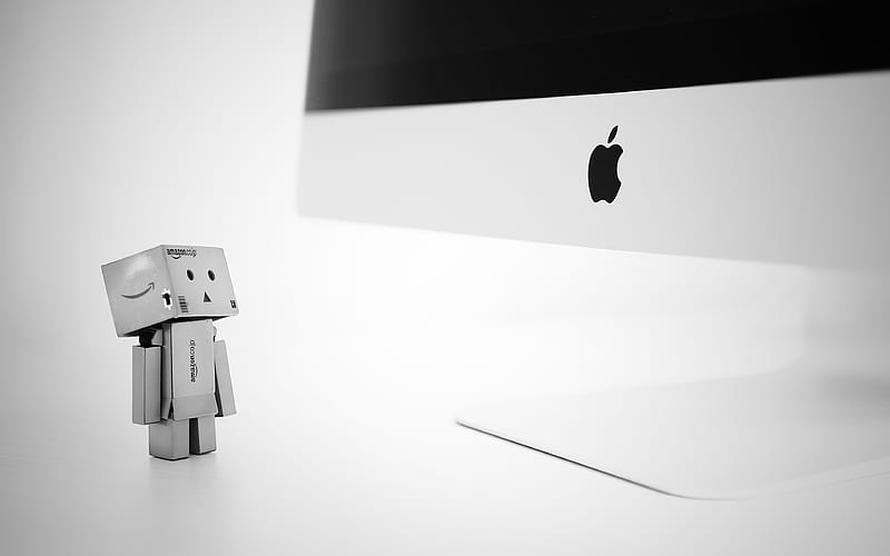 Danbo with computer Apple Mac, cardboard robot, Danbo, danboard box, Danbo, HD wallpaper