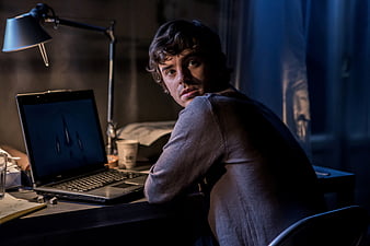 freddie highmore bates motel fondos de pantalla