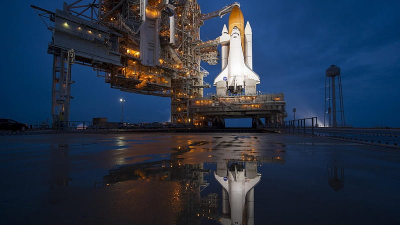 the space shuttle ready to take off, pad, reflection, puddle, shuttle, HD wallpaper