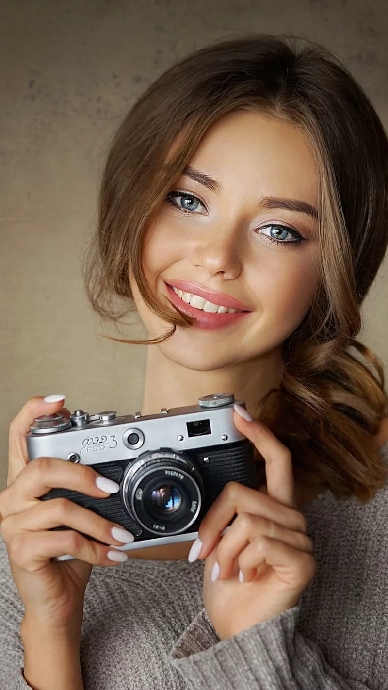 Smile, lovely, reflex camera, blonde, camera, portrait, beautiful girl, cute, HD phone wallpaper
