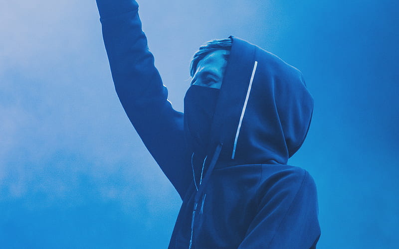 Alan Walker Drops Restrung Performance Video for “Who I Am” with Putri  Ariani & Peder Elias - pm studio world wide music news