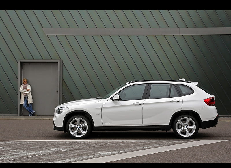 2010 BMW X1 - Side, car, HD wallpaper | Peakpx