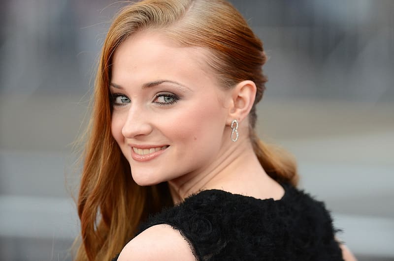 Smile Redhead Face Blue Eyes American Celebrity Actress Sophie