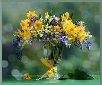 Wallpaper : ulips, daffodils, flowers, bouquet, wrap, asphalt 1920x1420 - -  1052135 - HD Wallpapers - WallHere