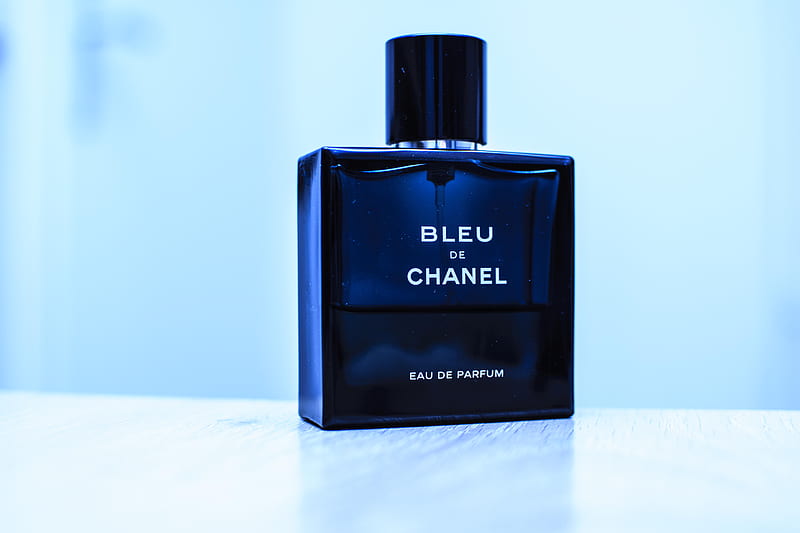 Bleu De Chanel perfume bottle, HD wallpaper