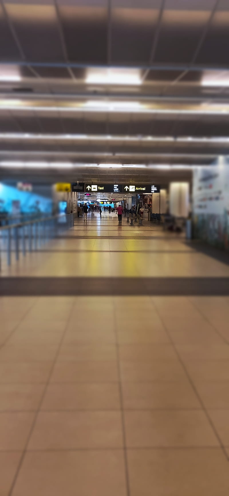 Distance, changi airport, cool, distant, path, singapore, walkway, HD phone wallpaper